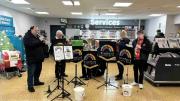 20231209 Xmas Busking asda Shipley-04c