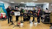 20231209 Xmas Busking asda Shipley-05c